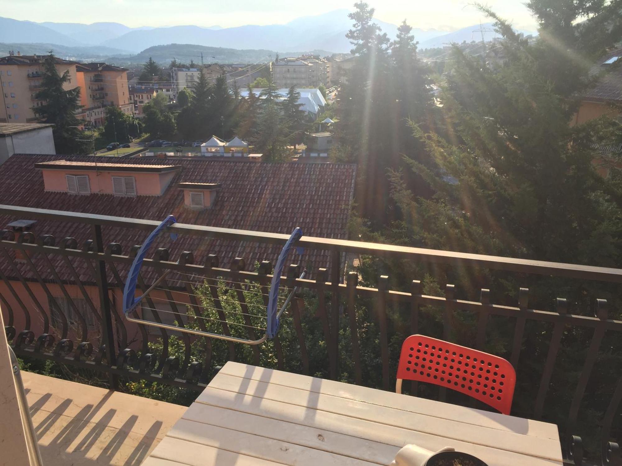 Monte Camicia - Cozy Home In City Center-Spacious-Free Parking LʼAquila Kültér fotó